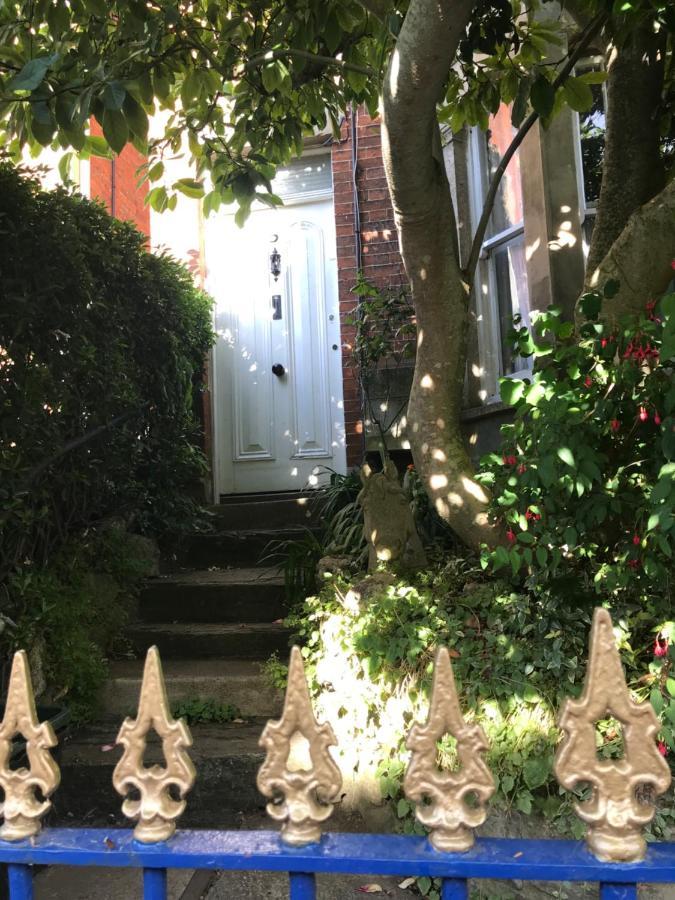 Magnolia Tree House Apartamento Glastonbury Exterior foto